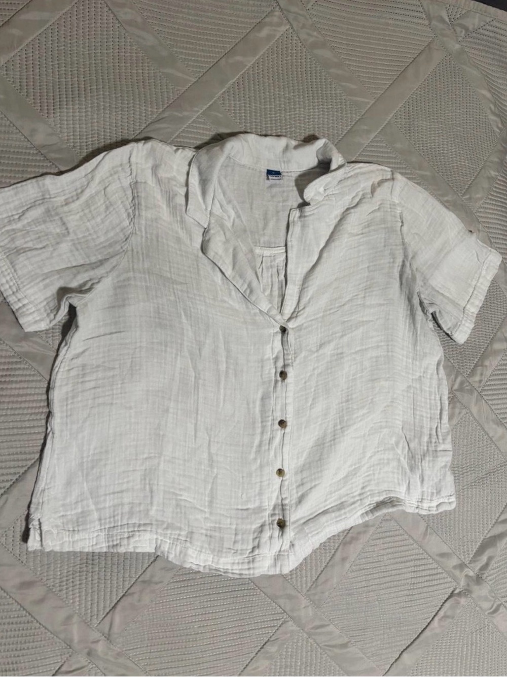 Old navy flowy top